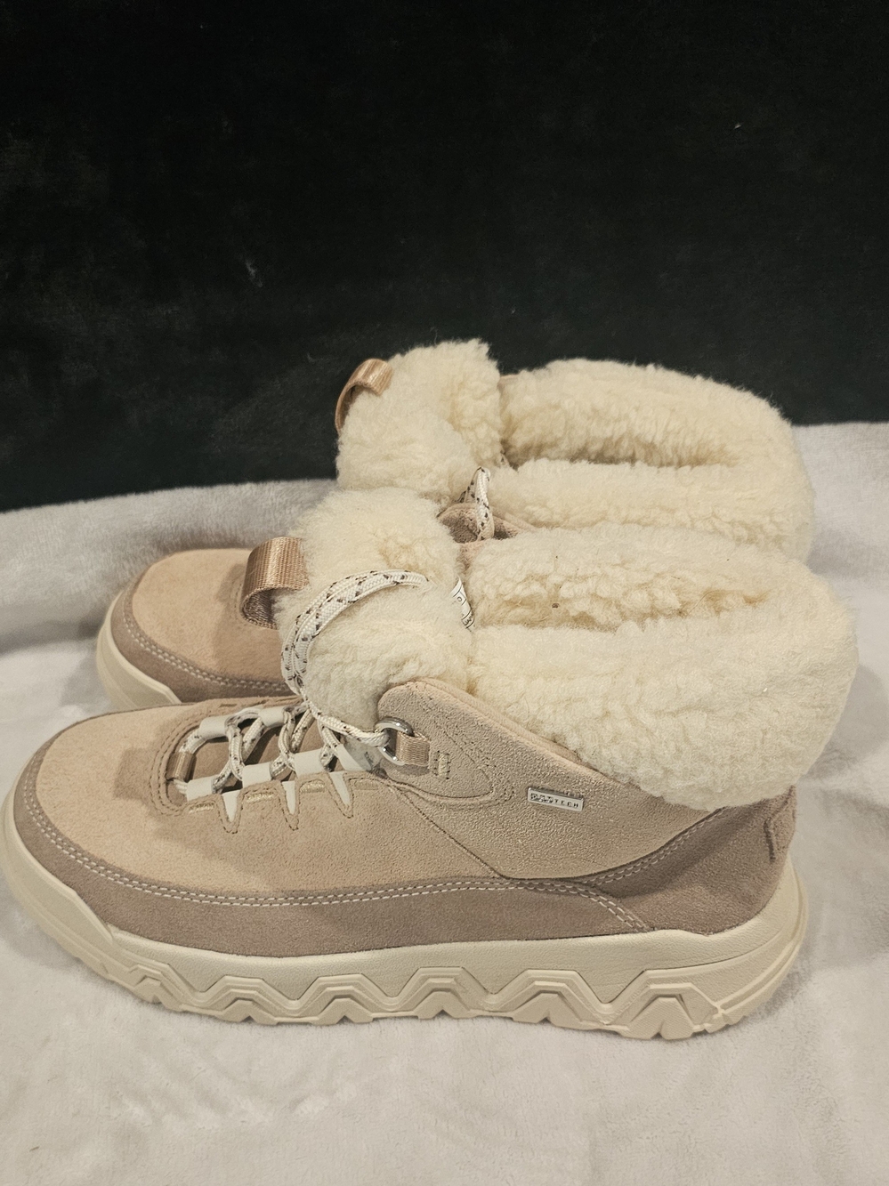 UGG Women's Cream Suede Shearling-Lined Lace-Up Boots